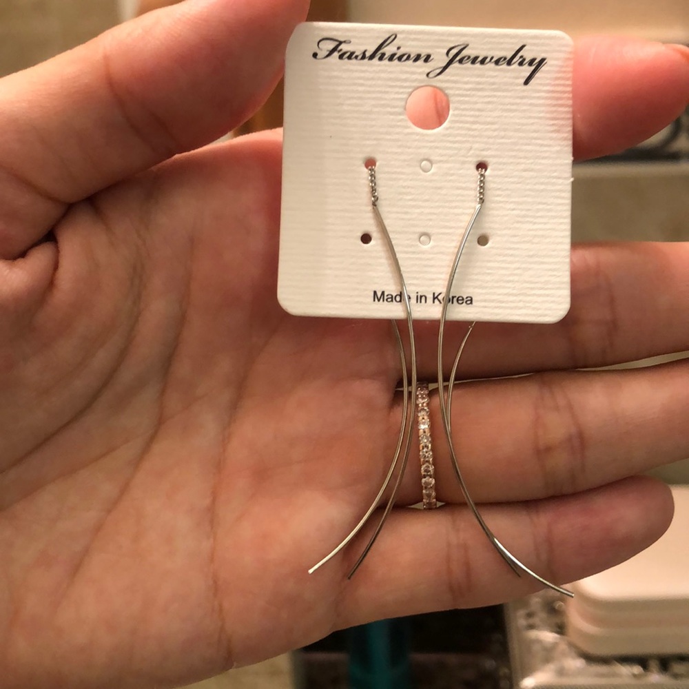 Simple earrings